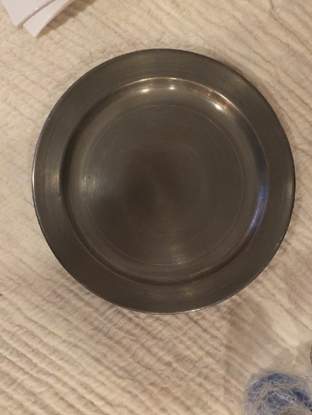 Genuine vintage colonial pewter plate 10.5 inches.